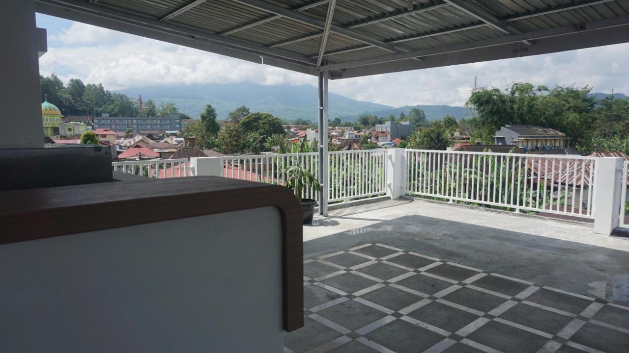 Al Barra Syariah Hotel Bukittinggi Extérieur photo